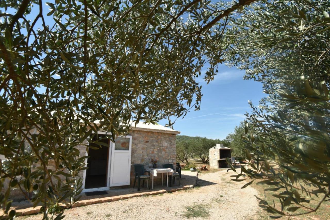 Cottage Rugonj Stari Grad  Ngoại thất bức ảnh